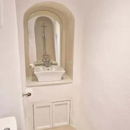 Cavern House Helios *