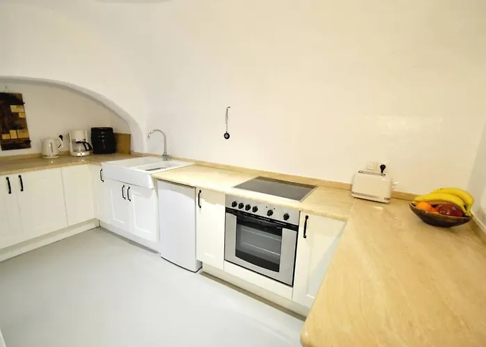 Dionysos Cave Villa With Plunge Pool Near Wineries