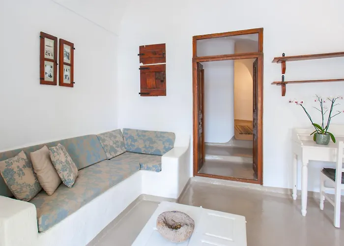 Dionysos Cave Villa With Plunge Pool Near Wineries Villa