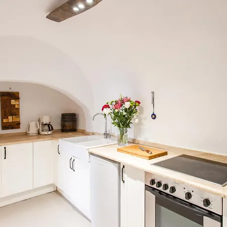 Cavern House Helios Villa Exo Gonia