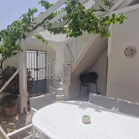 Cavern House Helios Exo Gonia