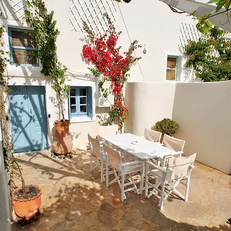 Cavern House Helios Villa *