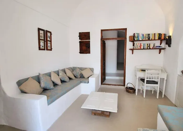 Dionysos Cave With Plunge Pool Near Wineries * Exo Gonia